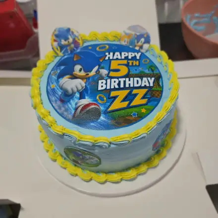 Sonic the Hedgehog birthday cake