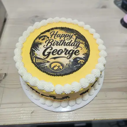 Hawkeyes birthday cake